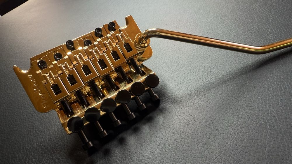 Floyd Rose Gold 1000 / Novo