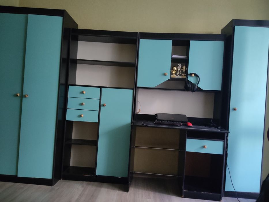 стінка в кімнату дитини