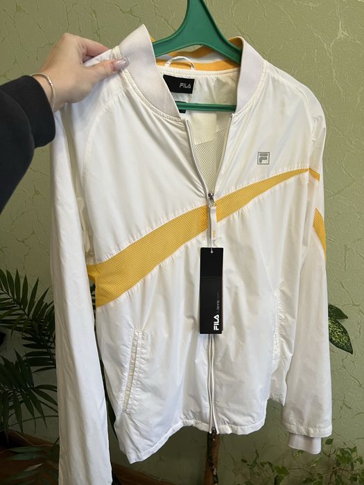 Вітровка, Fila оригінал