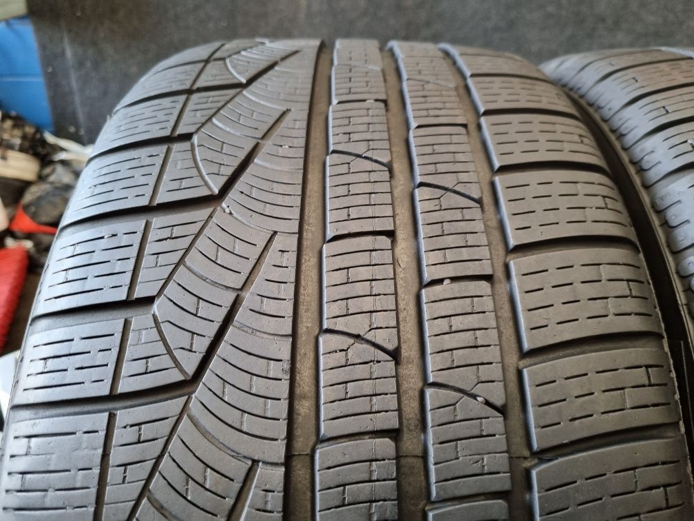 Pirelli 255/40/18 7mm 90%bieżnika Cena za 4szt zimowe