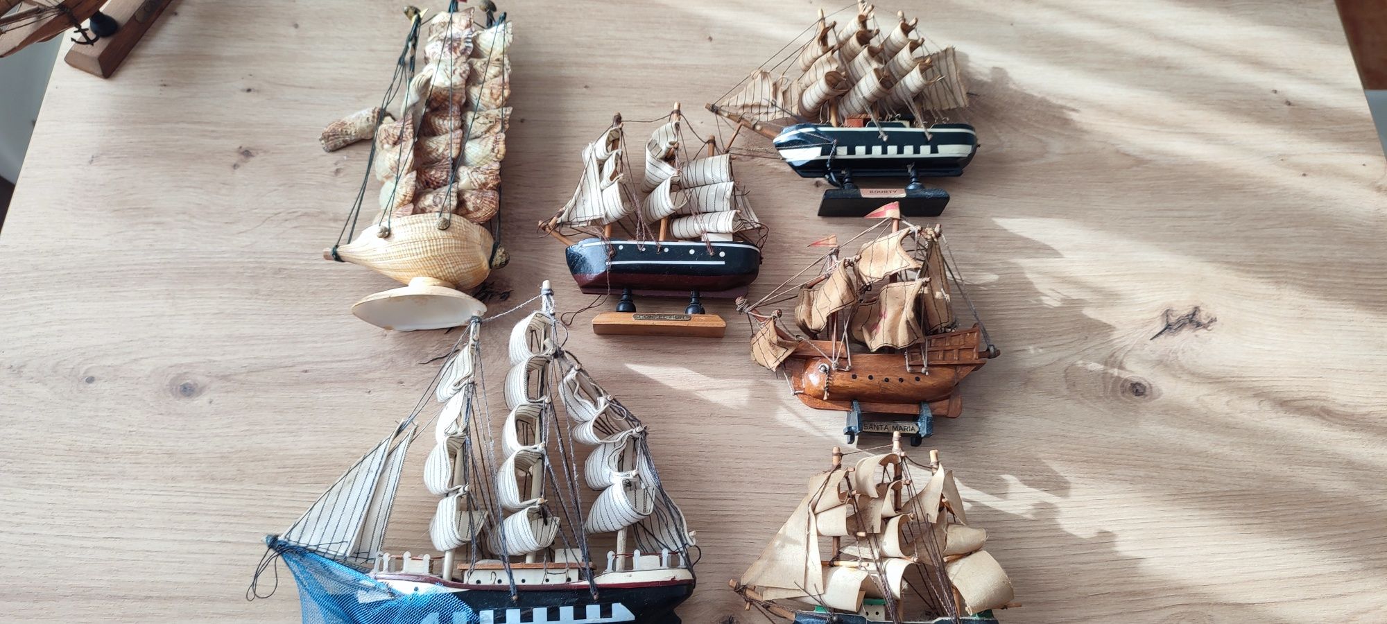 Barcos miniatura + de 20 peças