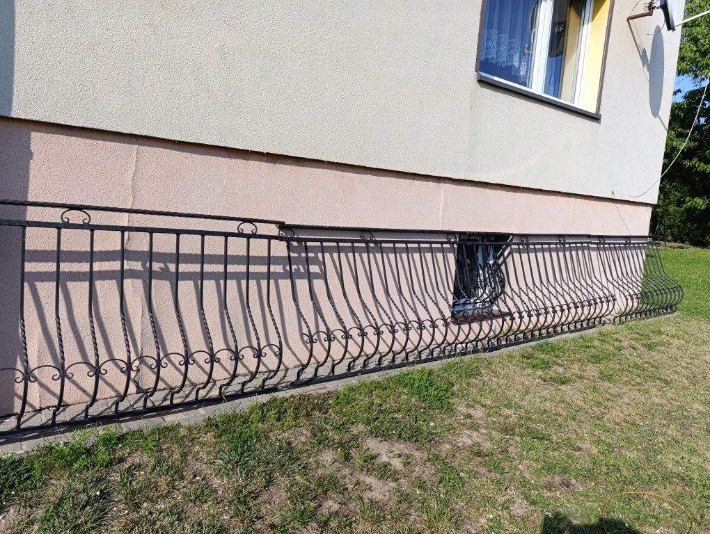 Solidne, ciężkie balustrady z demontażu