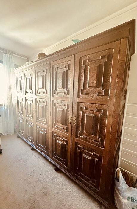 Roupeiro grande de 5 portas em madeia exotica