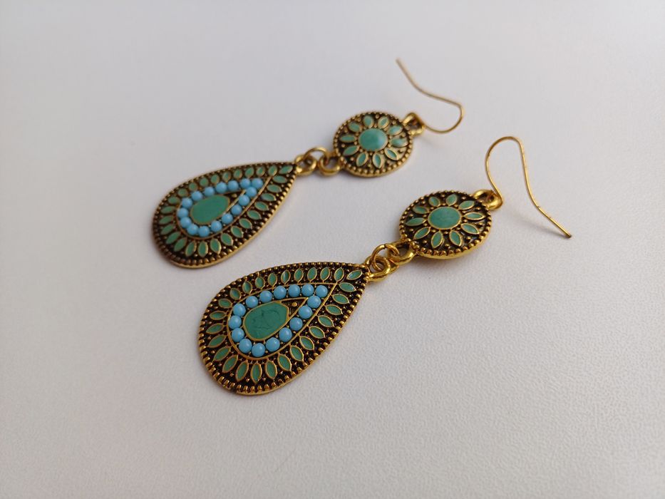 Lindos brincos étnicos de tons azuis - NOVOS