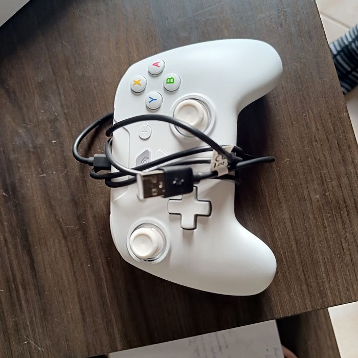 Comando sem fio led Subsonic Nintendo Switch branco