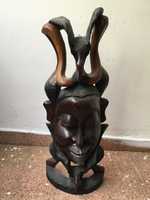 Estatua mascara africana pau rosa antiga parede e pe escultura madeira