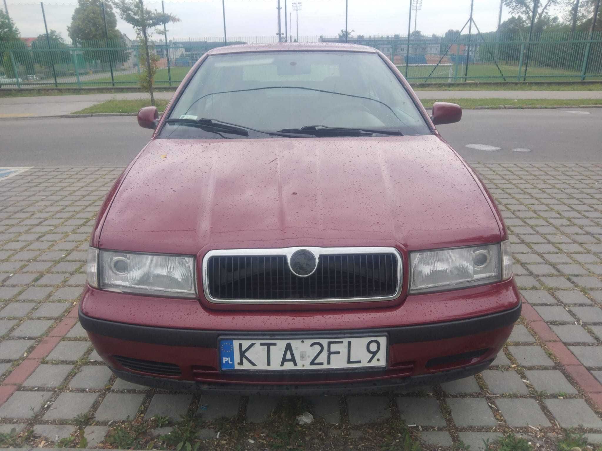 Skoda Octavia 1999r. 1.6benz LPG..90KM. waźne opałaty