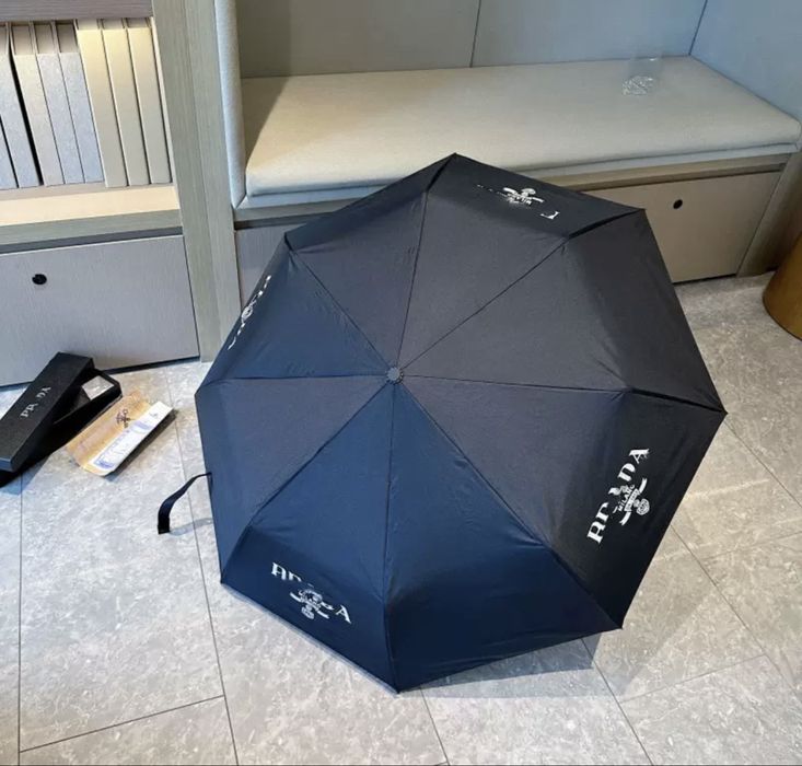 Парасолька Prada