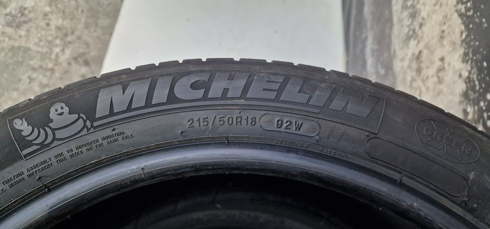 P22 4 x 215/50r18 Michelin Primace 3 92W AO1 opony letnie demo