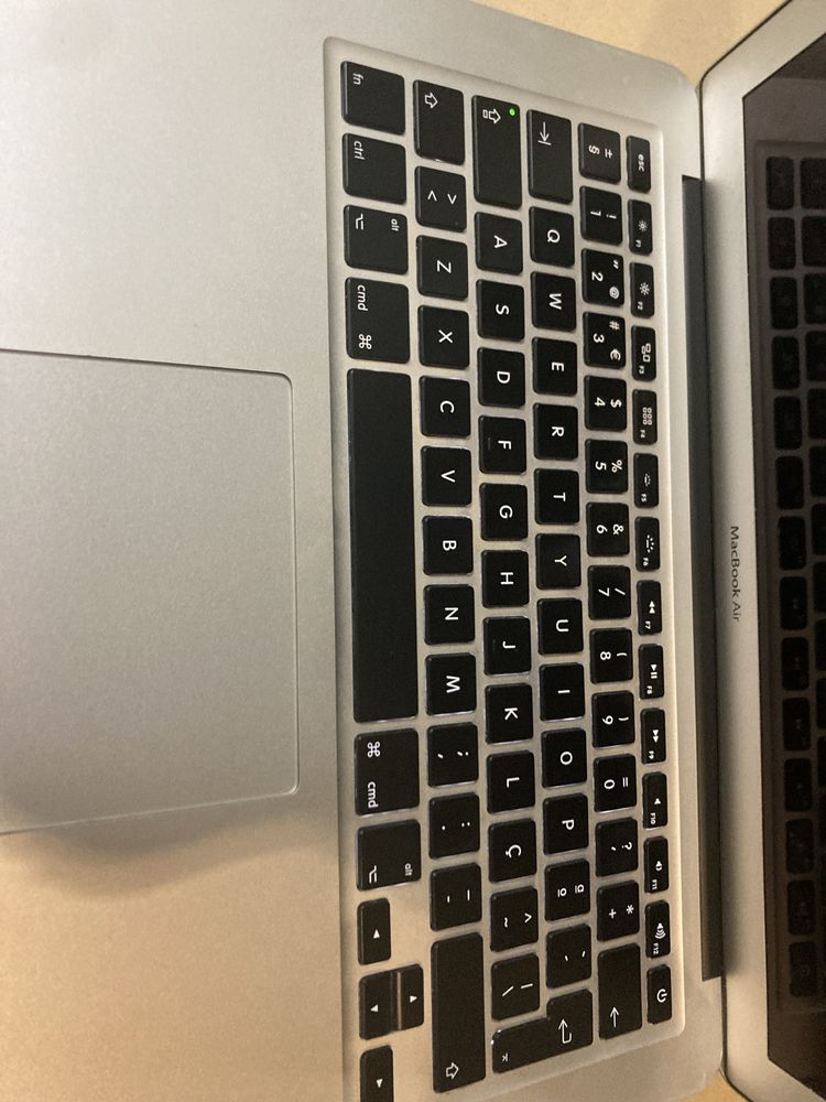 MacBook Air 13, 1.8 GHz Dual-Core Intel Core i5