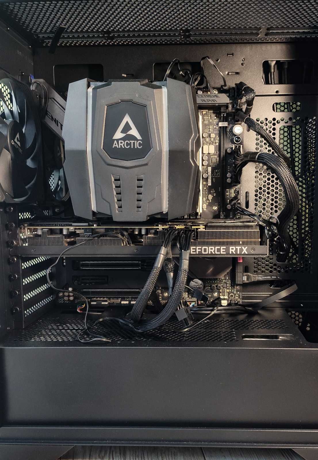 Mocny komputer Ryzen Threadripper 2970WX / RTX 3080 Ti / RAM 64 GB