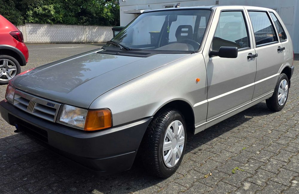 Fiat Uno,  28.000 km