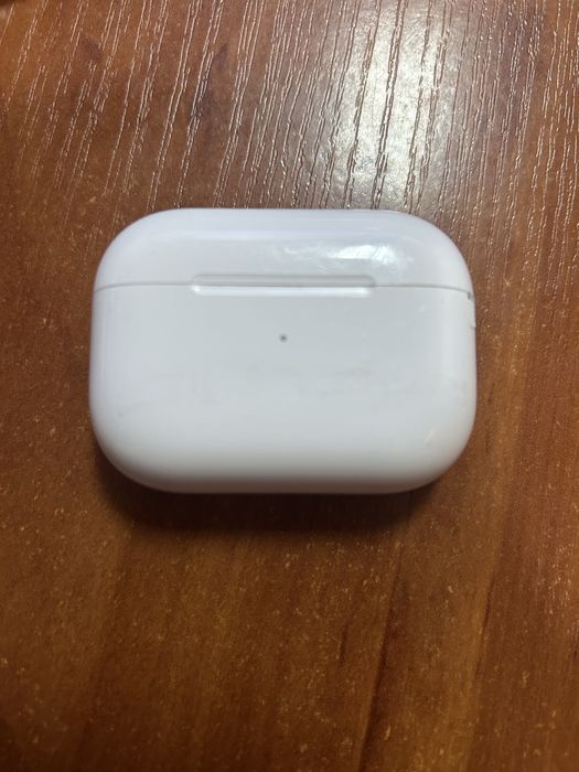 кейс від Apple AirPods Pro