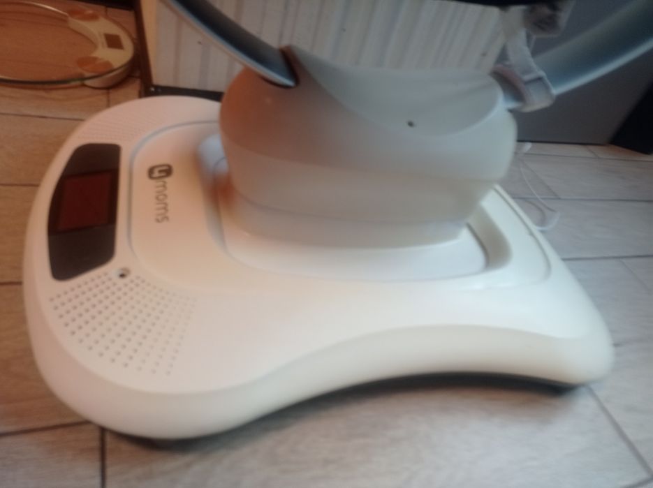 Крісло-гойдалка 4moms (Фор Мамс) mamaRoo