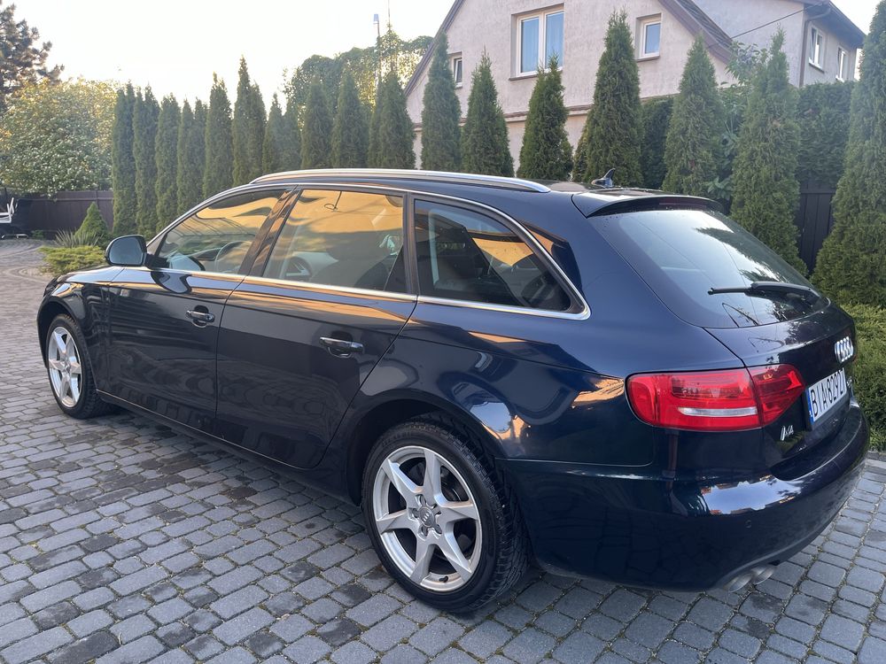 Audi A4 B8 2,0TDI 170km Quattro Xenon Led MMI