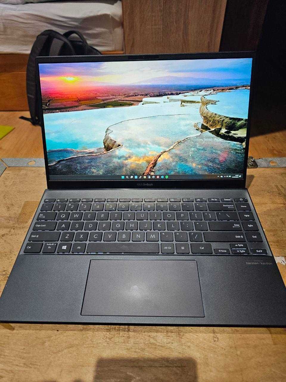 Laptop ASUS Zenbook Ryzen 5 4500U/ 16GB RAM/ 512GB SSD UM425I