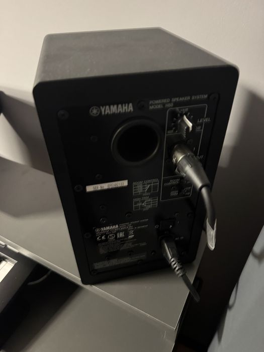 Yamaha HS5 студійні монітори