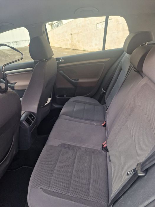 VW Golf 1.9 TDI 105cv