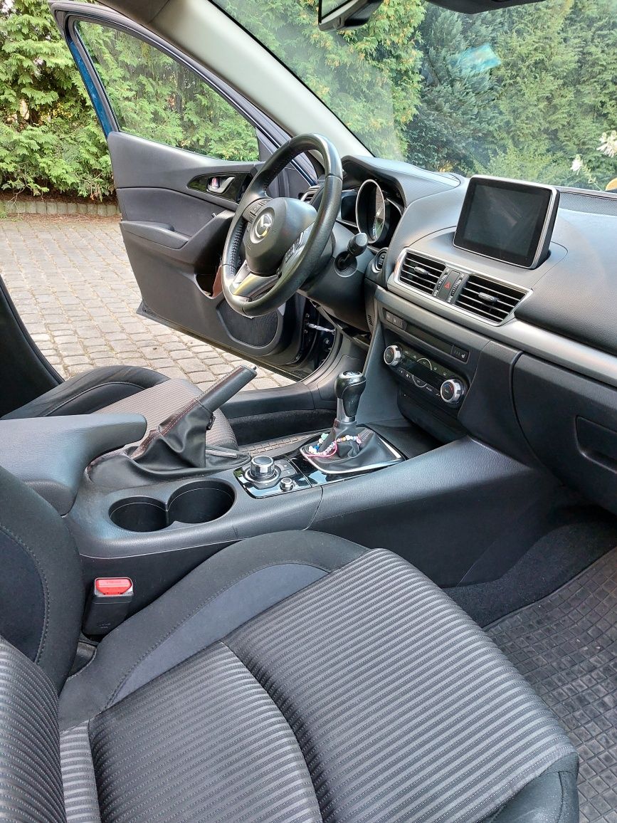 Mazda 3 skyactive 2.0