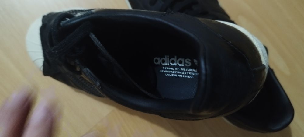 Sapatilhas adidas superstar pretas