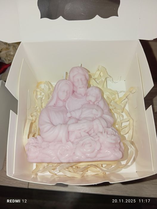 Święta rodzina świeczka sojowa