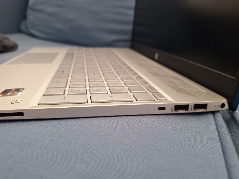 Portatil HP Pavilion Laptop 15