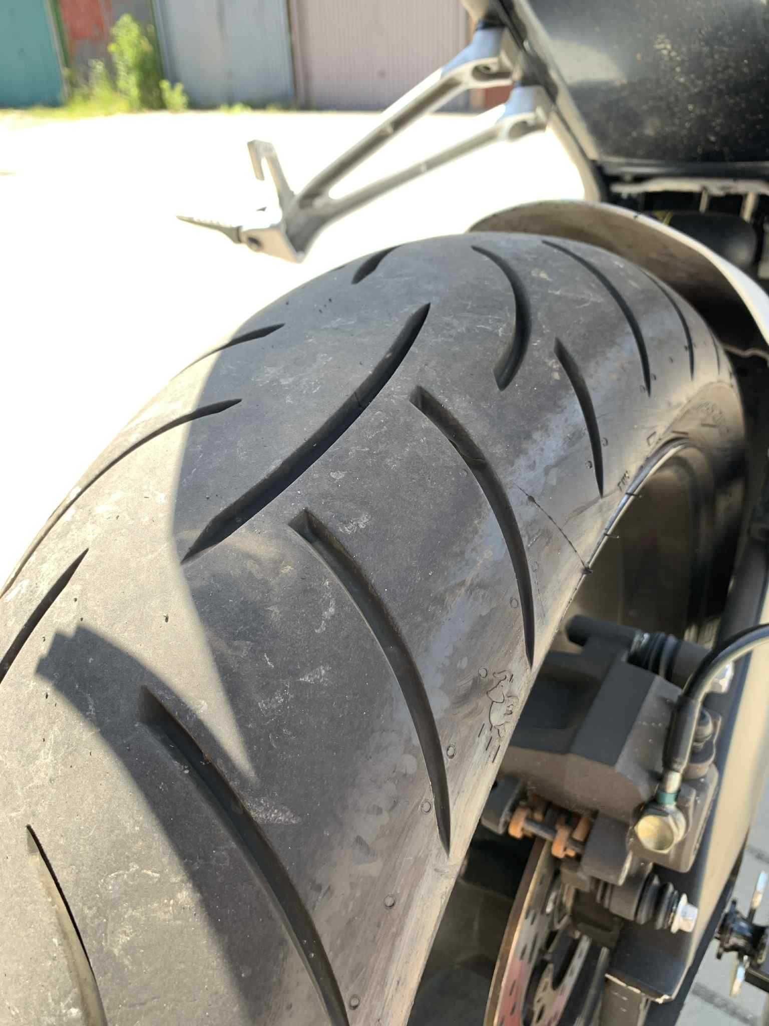 Suzuki GSX-R 750 K7