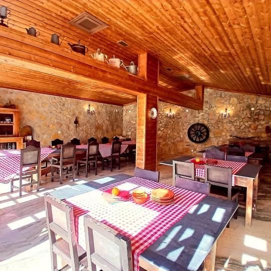 Aluguer de Espaços (Casamentos, Aniversários, Eventos Corporativos)
