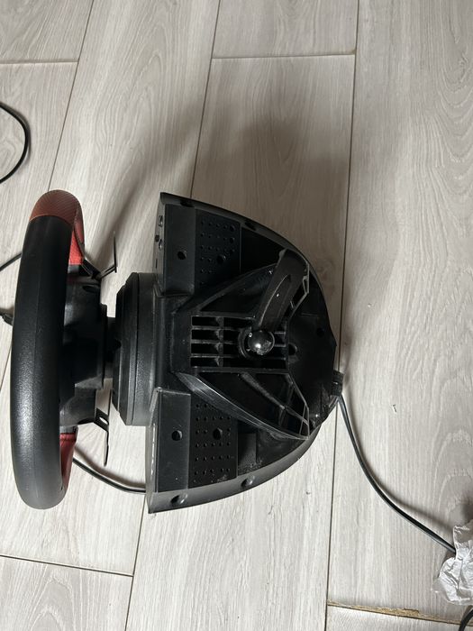 kierownica ferrari thrustmaster t150