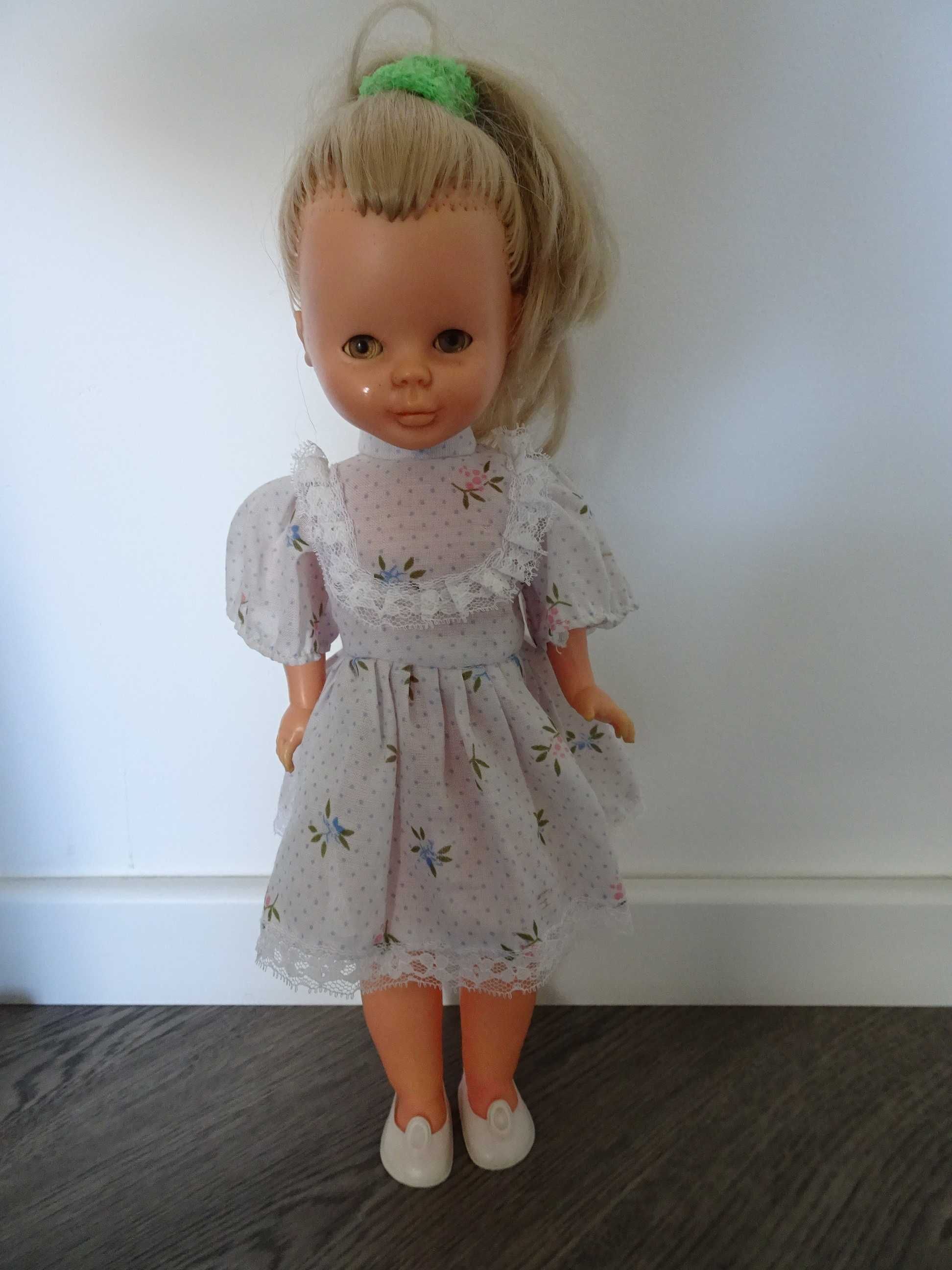 Antiga boneca Nancy - Famosa