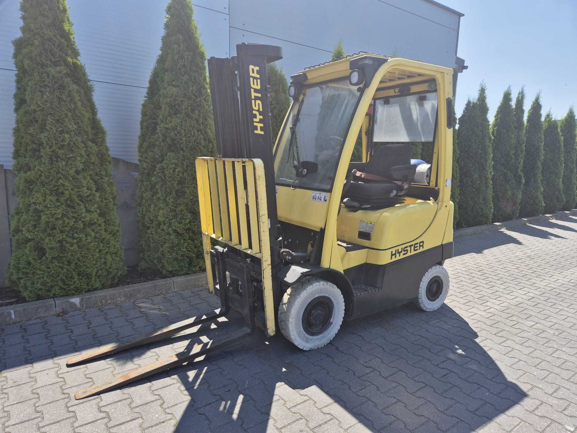 Wózek widłowy używany Hyster H1.6FT wolny skok, przesuw boczny 2011