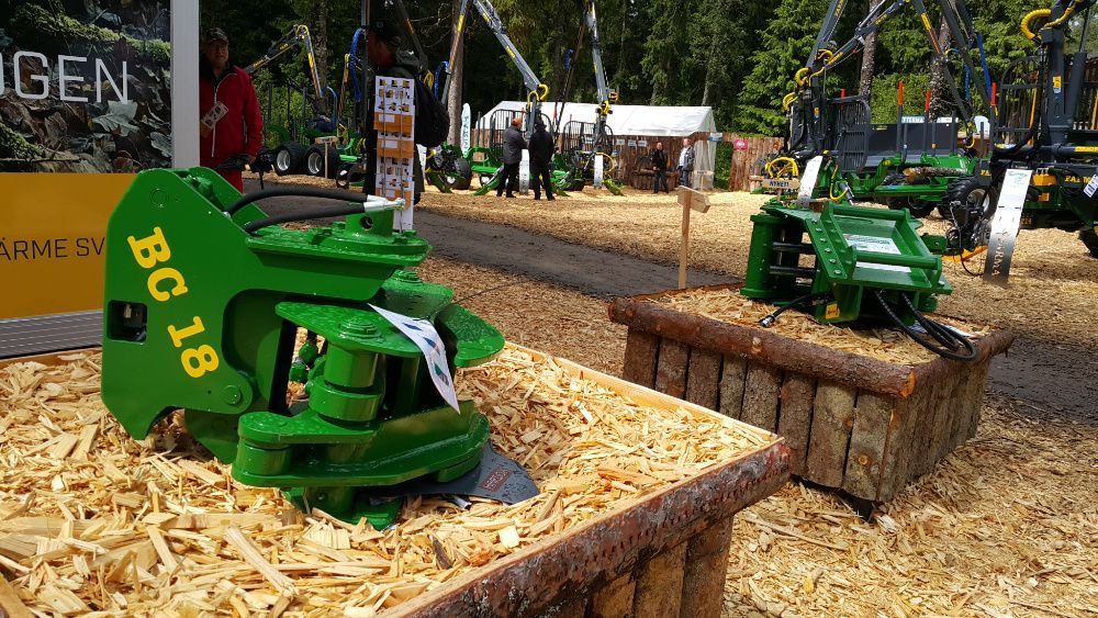 POWYSTAWOWA GŁOWICA ŚCINKOWA  do koparki drewna biomasa czyszczenia