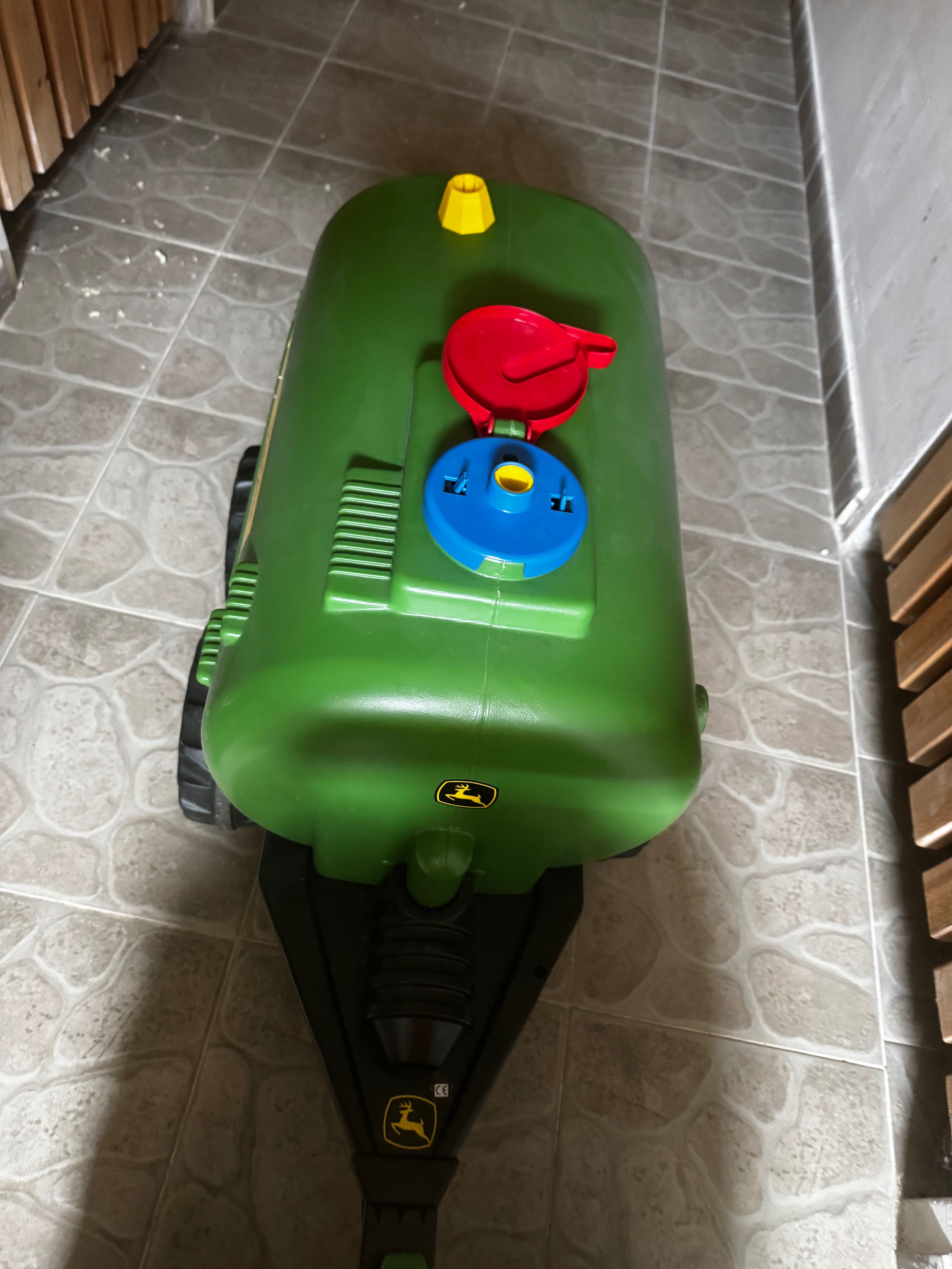 Traktor na pedały z przyczepą John Deere. OKAZJA!