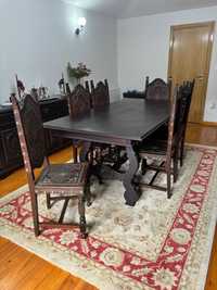 Mesa de jantar e 6 cadeiras antigos