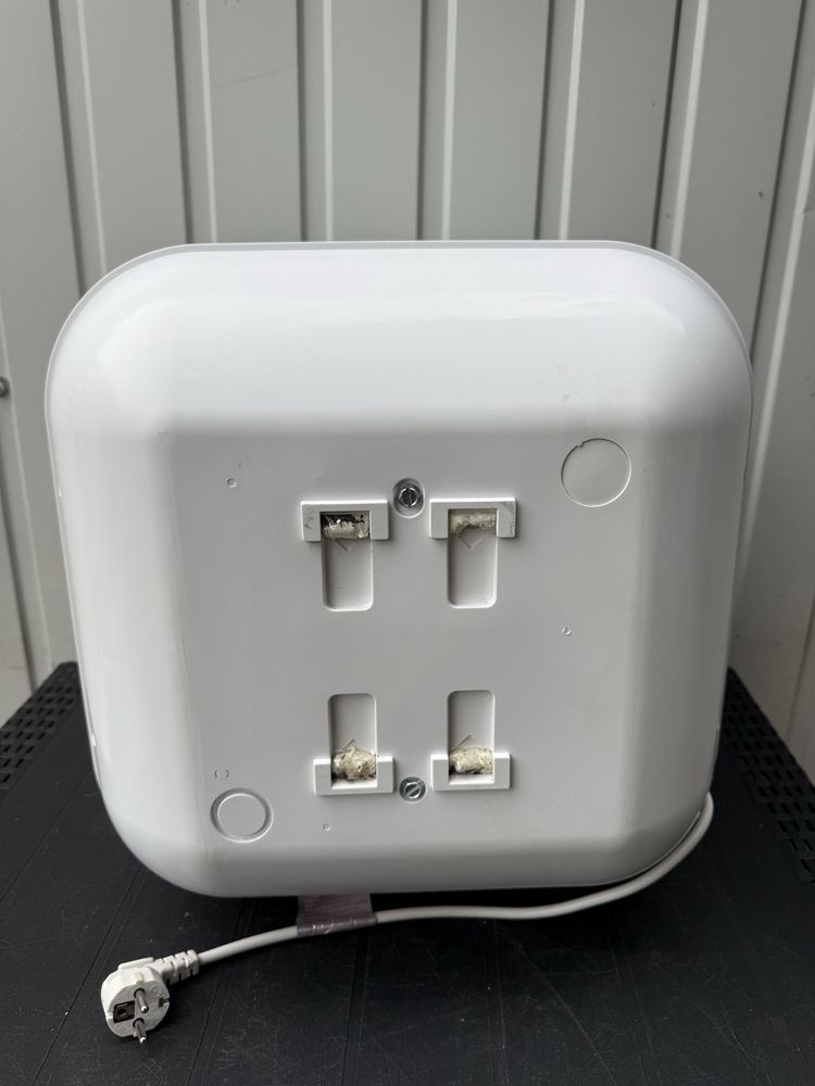 Elektryczny podgrzewacz wody ścienny COMFEE D30-15EVG1O 30 L 1500 W