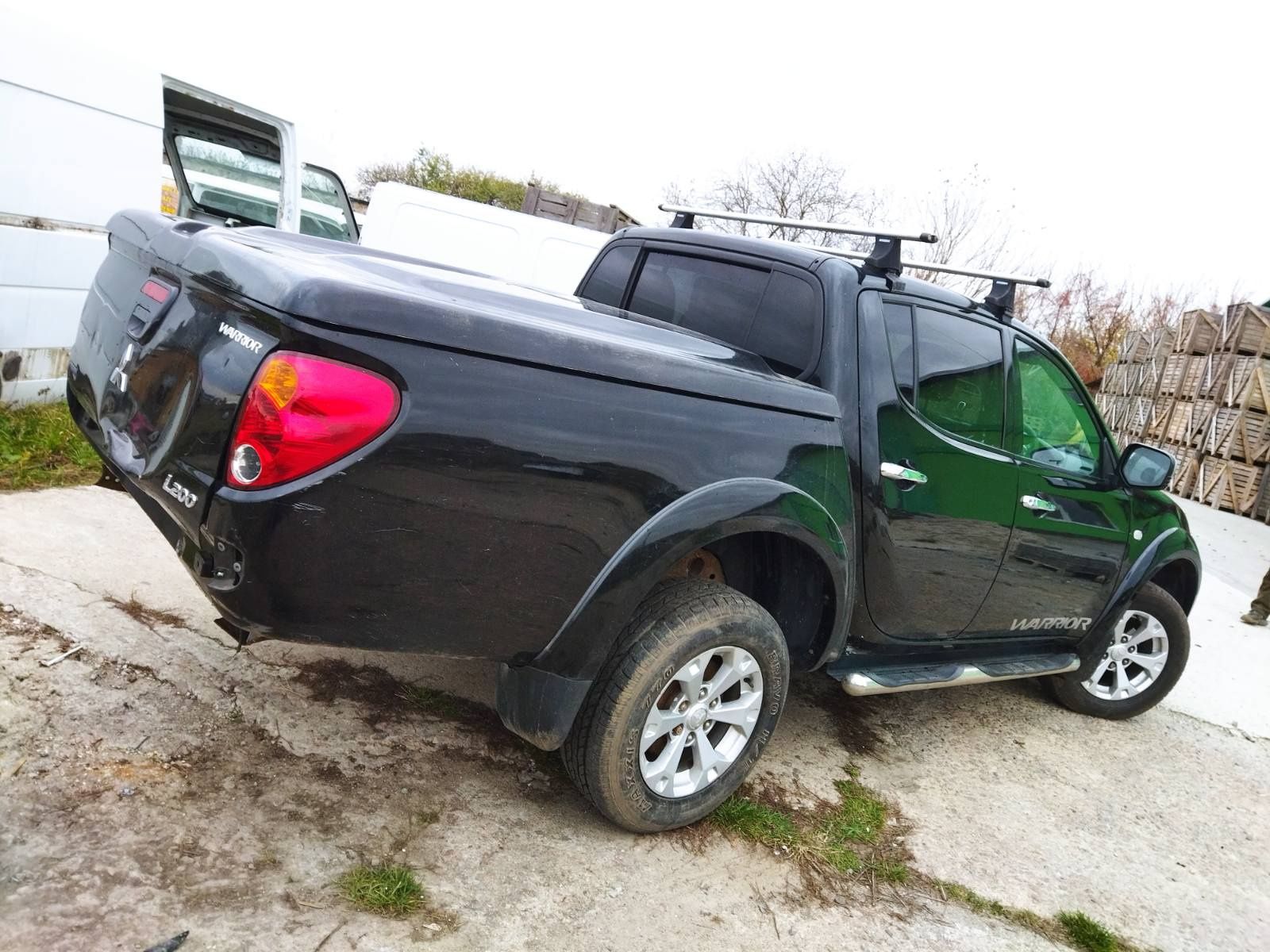 Шрот Mitsubishi L200 2010р КВ4Т Митсубиси Л200