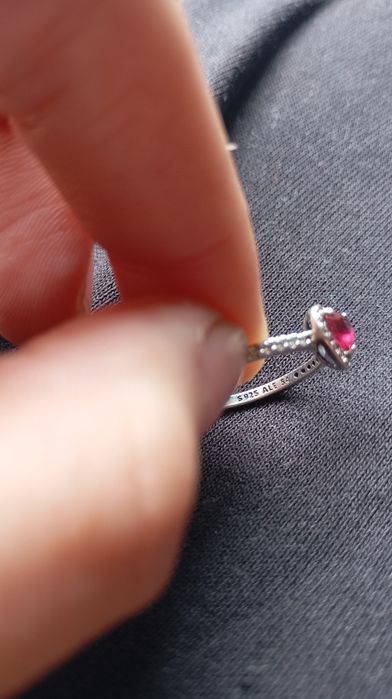 Anel Brilhante Red Elevated Coração (Prata)