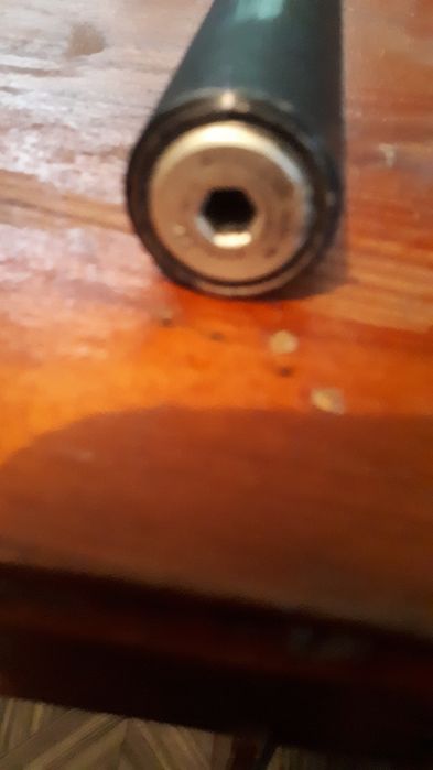 Sztyca do siodełka z amortyzatorem.