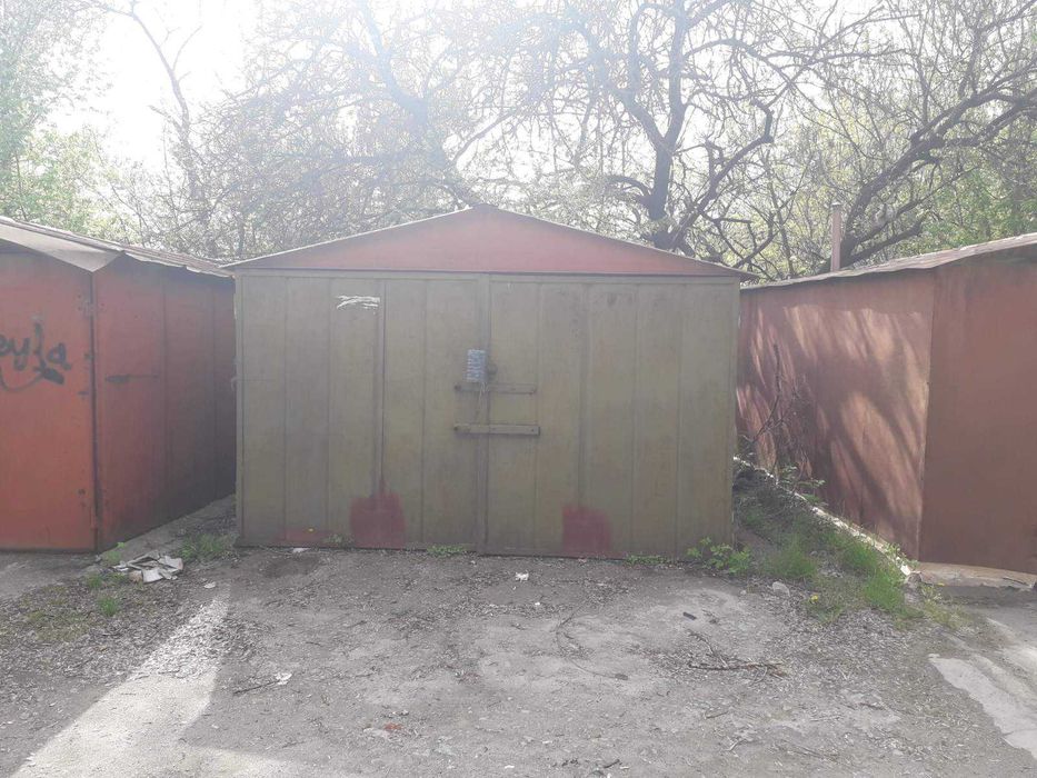 Сдам гараж на Пархоменко