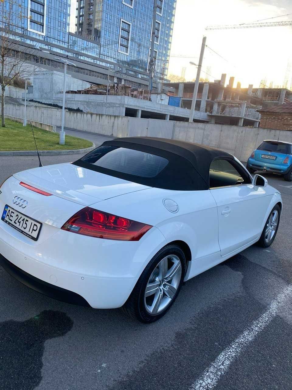 AUDI TT Roadster 2008.