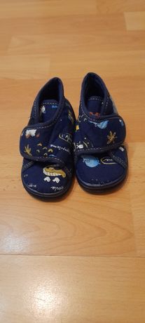 Buty dla niemowlaka