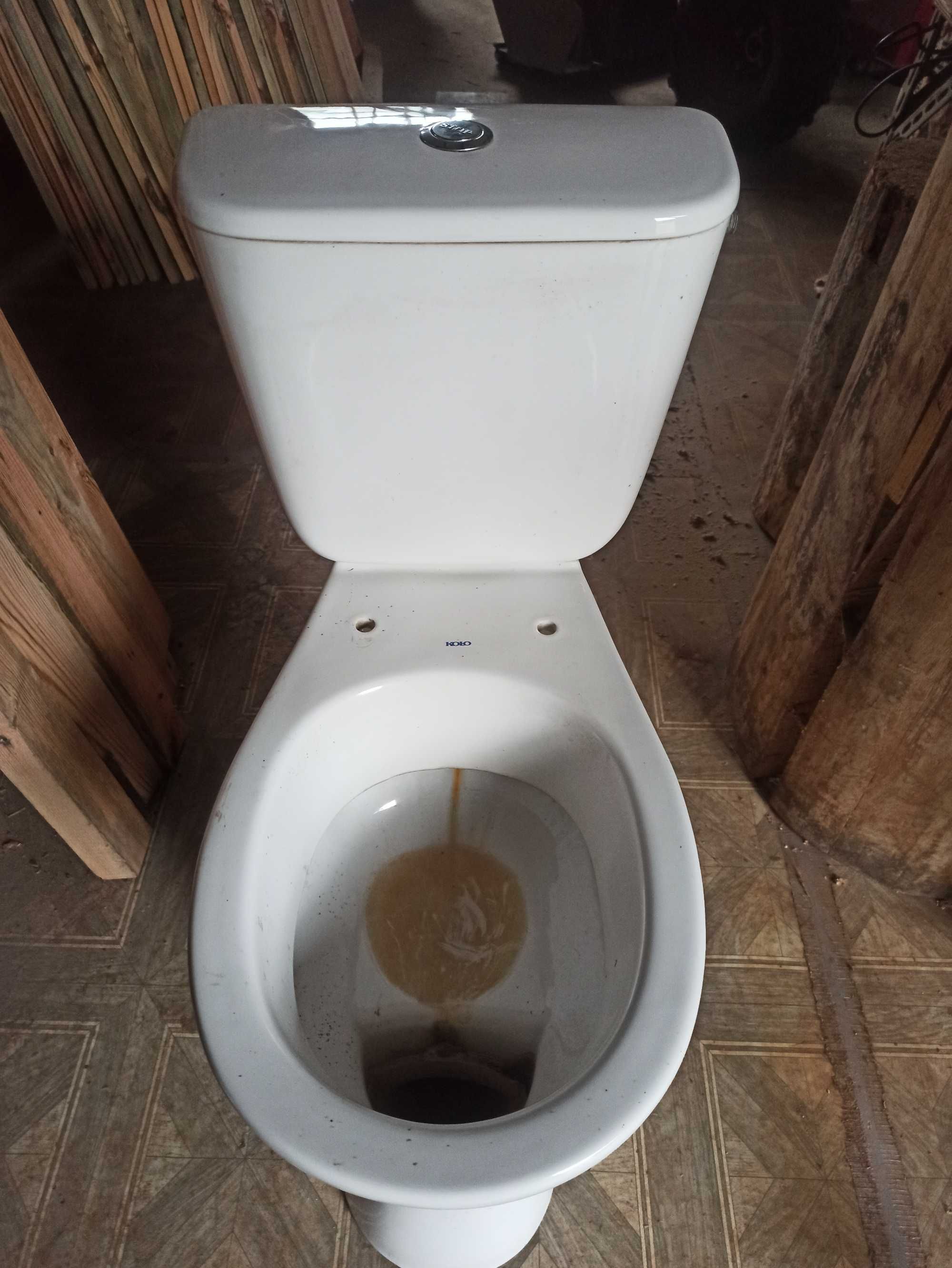 kompakt WC, muszla plus ceramiczna spłuczka