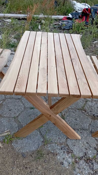 Ogrodowy komplet  Stół i dwie ławki