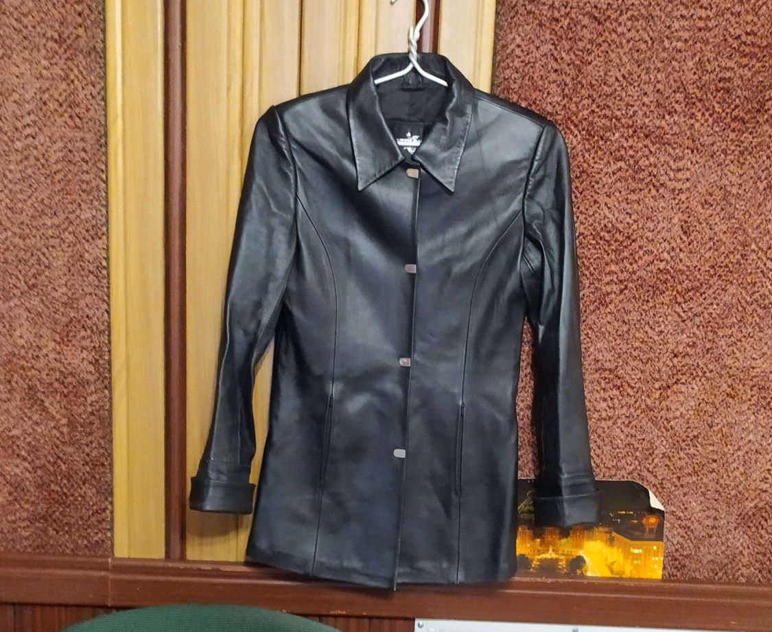 Куртка кожаная, женская, пиджак женский,черный, кожаный