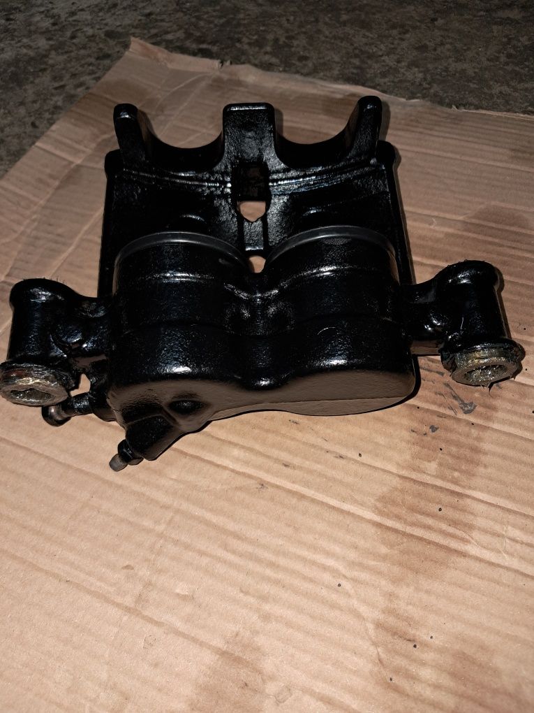 Супорт передній WV Crafter, MB Sprint правийer 906