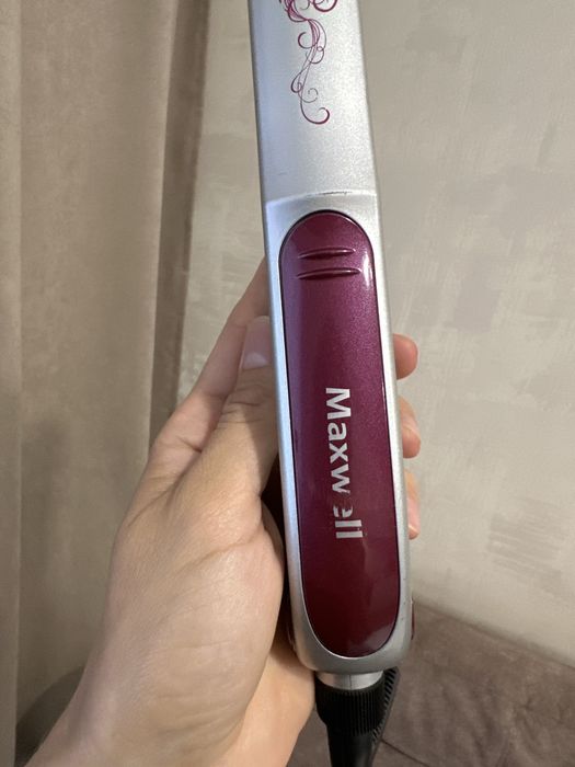 Вирівнювач Maxwell