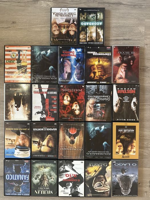 Vendo filmes DVD originais.