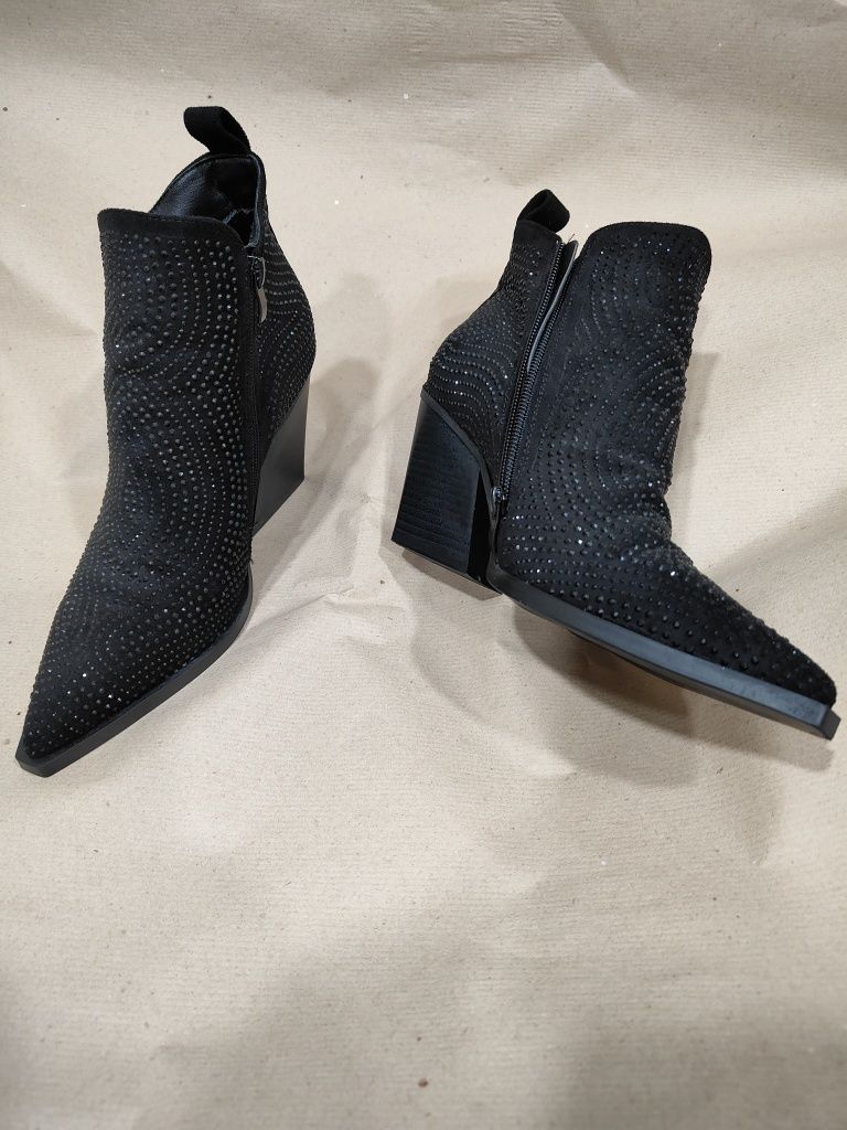 Botas texanas com brilhantes