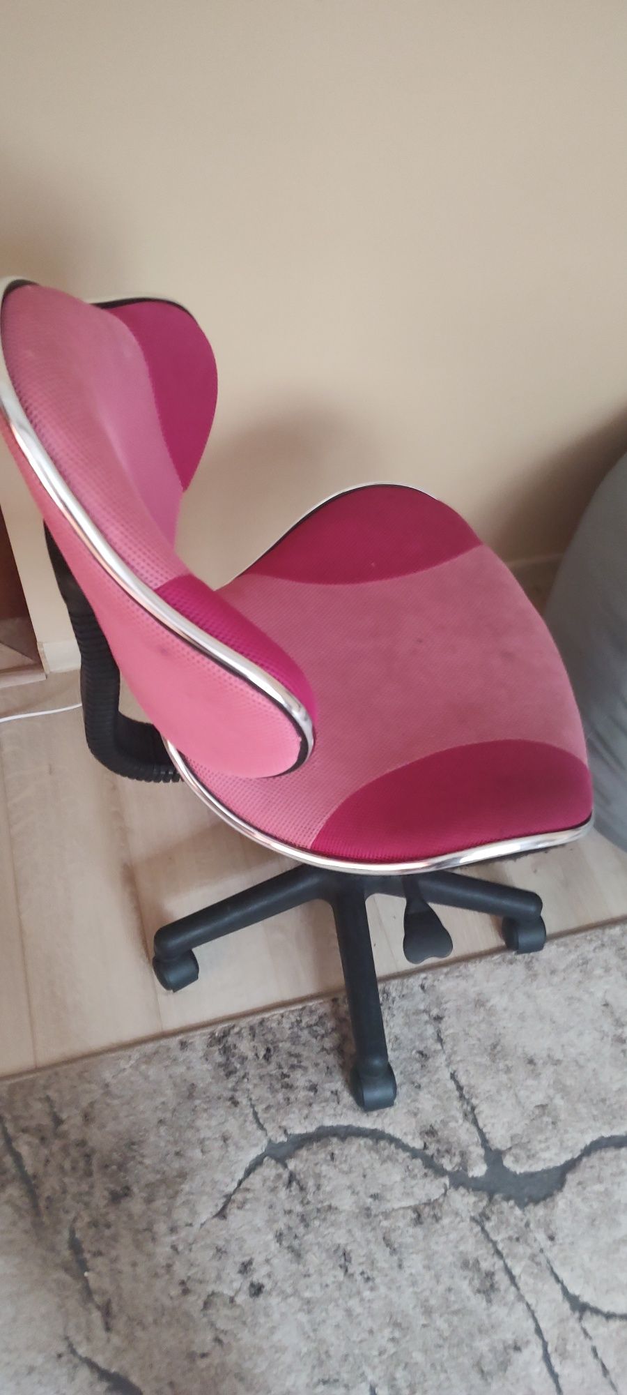 Krzesło biurowe obrotowe dziecięce stan bdb