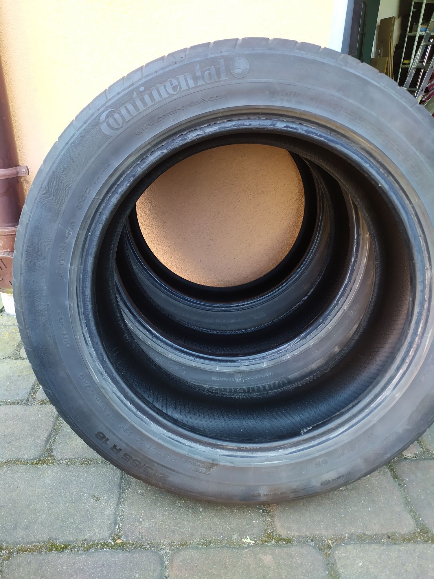 Opony Continental 215/55R18